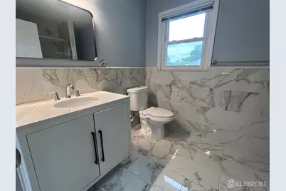 190 Green Street, Woodbridge Township, NJ 07095 - Photo 4
