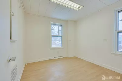 512 New Brunswick Avenue, Fords, NJ 08863 - Photo 14