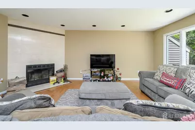 84 Ridge Drive, Montville, NJ 07045 - Photo 4