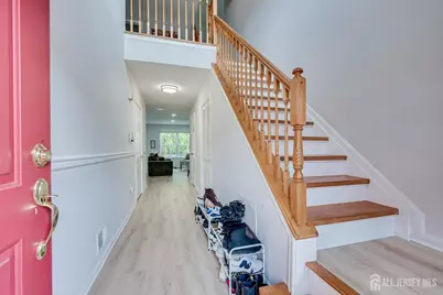 268 Shady Oak Court, Piscataway Township, NJ 08854 - Photo 4