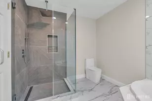 537 S Atlantic Ave, Aberdeen Township, NJ 07747 - Photo 22