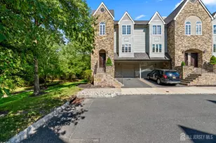 7 Finch Ct, Berkeley Heights, NJ 07922 - Photo 1