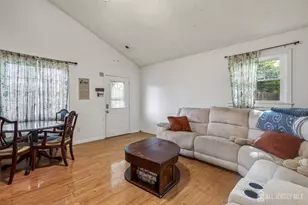 2 Culver Ln, East Brunswick Township, NJ 08816 - Photo 6