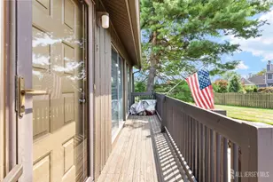18 Westgate Dr, Edison, NJ 08820 - Photo 14