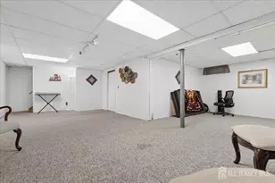 24 Sandalwood Dr, Edison, NJ 08820 - Photo 32