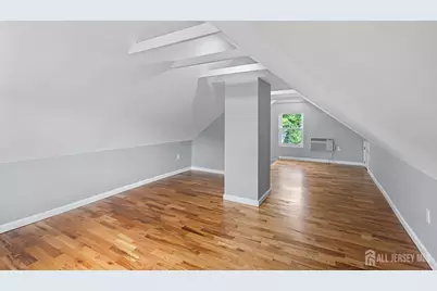 8 Germantown Avenue, Middlesex, NJ 08817 - Photo 18