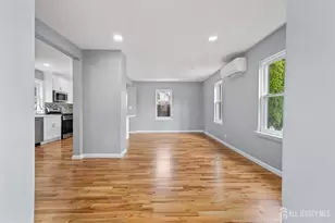8 Germantown Ave, Middlesex, NJ 08817 - Photo 2