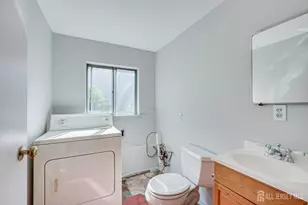 26 Farrell Ave, Colonia, NJ 07067 - Photo 22