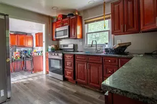 15 Lee St, East Brunswick Township, NJ 08816 - Photo 4