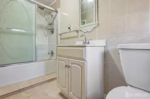 844 Lakeshore Dr, Aberdeen Township, NJ 07735 - Photo 12