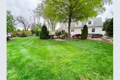 608 E Hendricks Boulevard E, South Plainfield, NJ 07080 - Photo 46