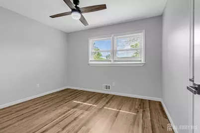 209 Ridge Avenue, Middletown, NJ 07718 - Photo 32