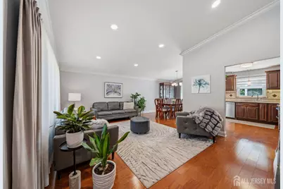 88 Montrose Avenue, Colonia, NJ 07067 - Photo 8