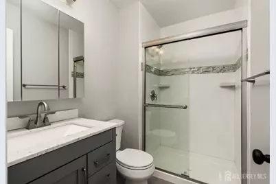 127 Berkshire Court, Piscataway Township, NJ 08854 - Photo 16