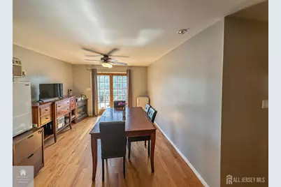37 Boehmhurst Avenue, Sayreville, NJ 08872 - Photo 4