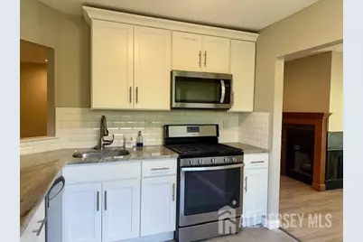 3 Farnham Square, Sayreville, NJ 08859 - Photo 16