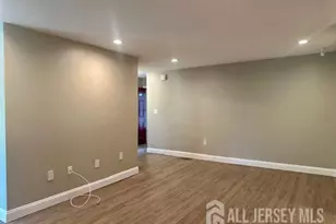 3 Farnham Square, Sayreville, NJ 08859 - Photo 8