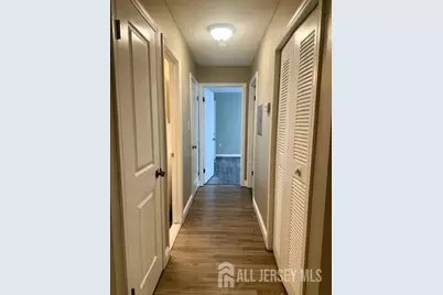 3 Farnham Square, Sayreville, NJ 08859 - Photo 20