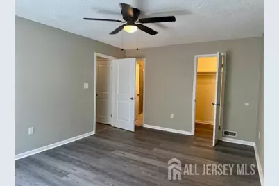 3 Farnham Square, Sayreville, NJ 08859 - Photo 26