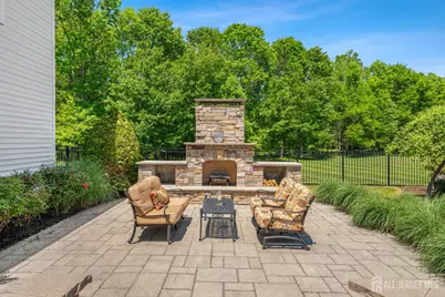 11 Windmill Court, Plainsboro Township, NJ 08536 - Photo 6
