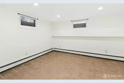 [Address not provided], Edison, NJ 08817 - Photo 36