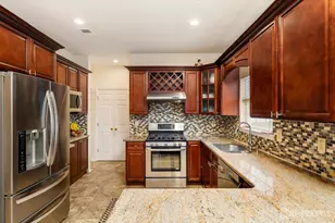 33 Yorktown Rd, South Brunswick Township, NJ 08852 - Photo 8