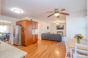 46 Lynn Ct, North Brunswick Township, NJ 08902 - Photo 10