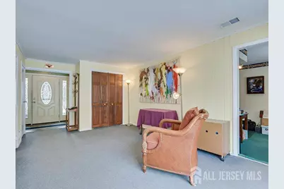 38 Karen Place, Edison, NJ 08817 - Photo 4