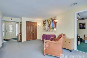 38 Karen Pl, Edison, NJ 08817 - Photo 4