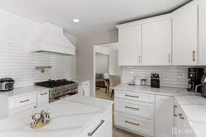 374 Mounts Mills Road, Jamesburg, NJ 08831 - Photo 10