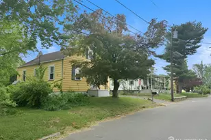 20 Mabel St, Ewing Township, NJ 08638 - Photo 2