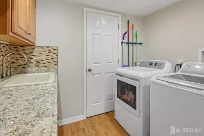 24 Brandeis Road, Sayreville, NJ 08859 - Photo 18