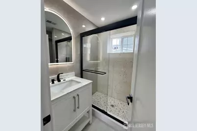 141 Lund Avenue, Edison, NJ 08820 - Photo 24