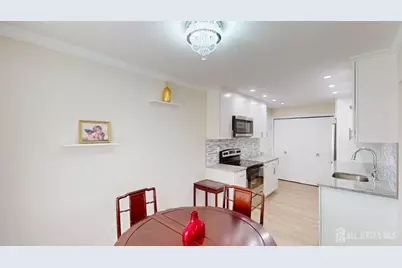 9-C Aspen Plaza, Monroe Township, NJ 08831 - Photo 4