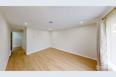 9-C Aspen Plaza, Monroe Township, NJ 08831 - Photo 18