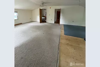 205 Fleet Avenue, Edison, NJ 08820 - Photo 14