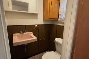 205 Fleet Ave, Edison, NJ 08820 - Photo 16