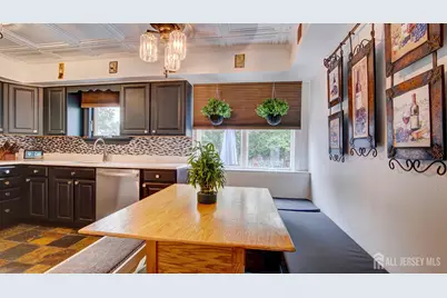 39 Joyce Place, Sayreville, NJ 08859 - Photo 4