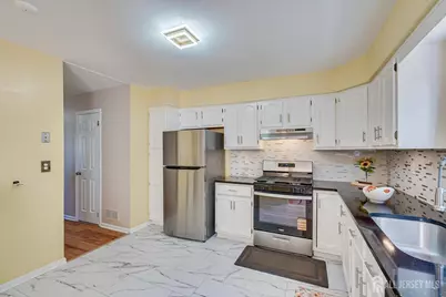 1402 Maplecrest Road, Edison, NJ 08820 - Photo 20