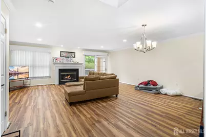 11 Briarwood Court, South Brunswick Township, NJ 08540 - Photo 8