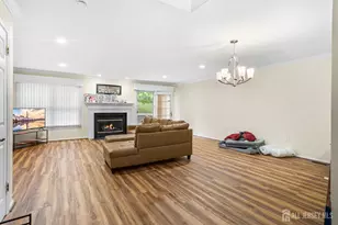 11 Briarwood Ct, South Brunswick Township, NJ 08540 - Photo 8