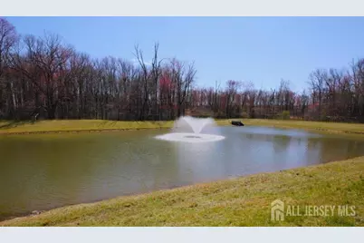 122 Morgan Way, Monroe Township, NJ 08831 - Photo 4