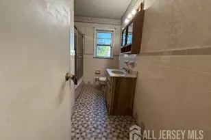 124 Chestnut St, Avenel, NJ 07001 - Photo 22