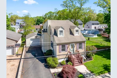 241 Fernhead Avenue, Monroe Township, NJ 08831 - Photo 2