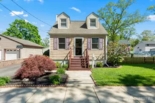 241 Fernhead Ave, Monroe Township, NJ 08831 - Photo 1