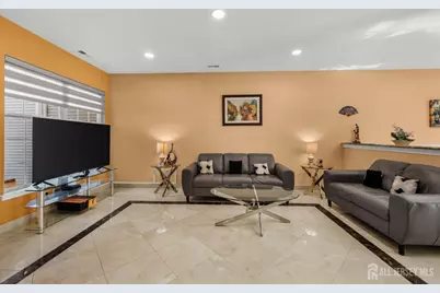 804 Dahlia Circle, South Brunswick Township, NJ 08810 - Photo 6