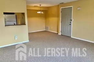 1802 Ravens Crest Dr, Plainsboro Township, NJ 08536 - Photo 4