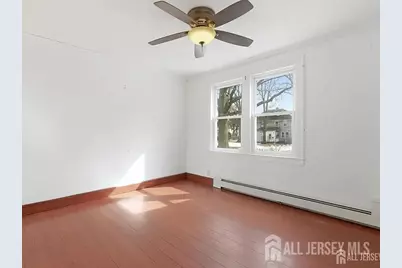 25 Langley Place, New Brunswick, NJ 08901 - Photo 8