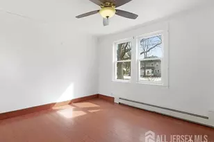25 Langley Pl, New Brunswick, NJ 08901 - Photo 8