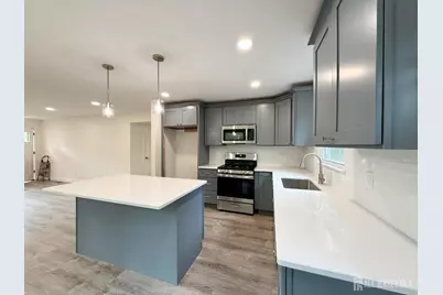 124 Half Acre Road, Monroe Township, NJ 08831 - Photo 2